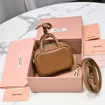 cmp_a173891Miu Miu Beau Leather Micro Bag8064074_7442