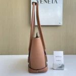 Bottega Veneta Arco 33