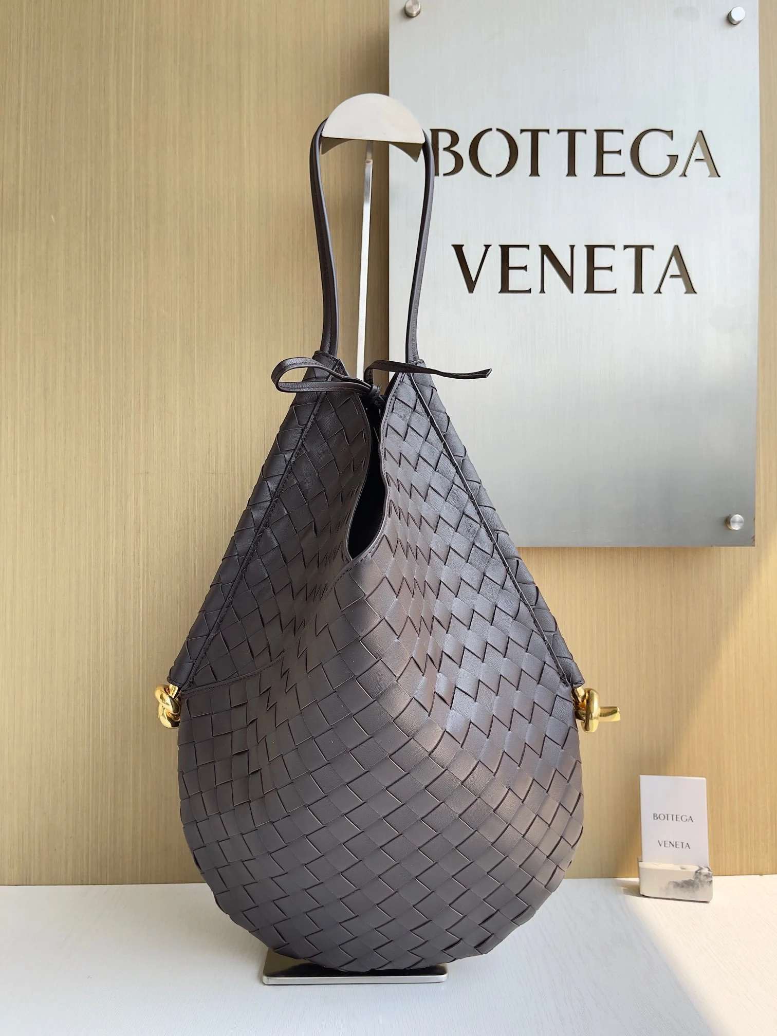 Bottega Veneta Solstice Shoulder Bag Brown Large Bottega Veneta Solstice Shoulder Bag Brown Large