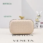 Bottega Veneta (BV) Knot