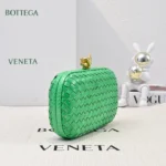 Bottega Veneta (BV) Knot