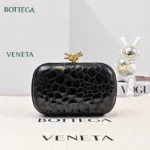 Bottega Veneta (BV) Knot