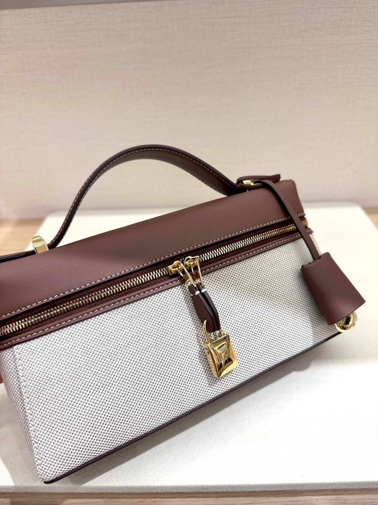 i1754920707726_3358_0_2