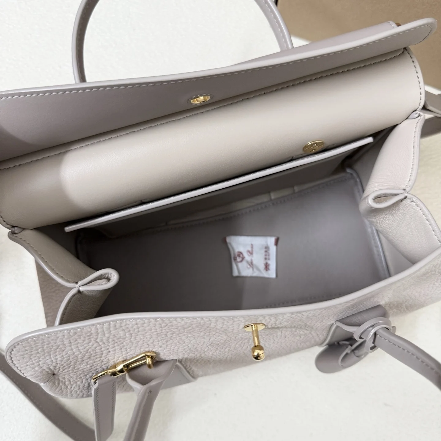 i1759854349133_9594_0_8