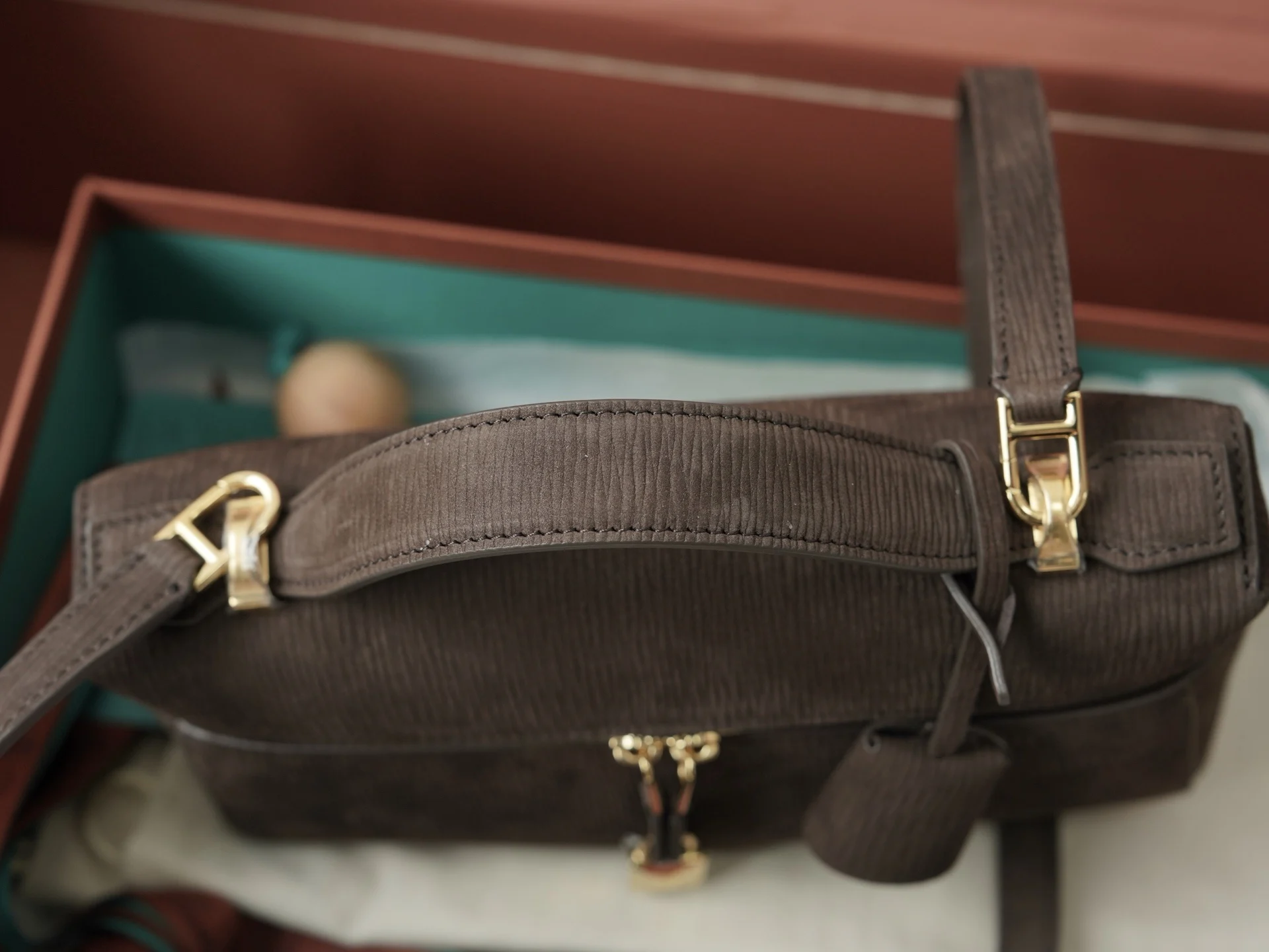 i1760194159636_7860_0_4