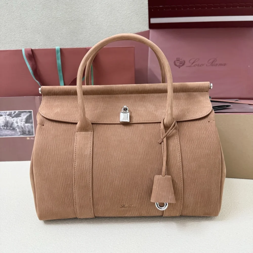 Loro Piana Loom bag L32