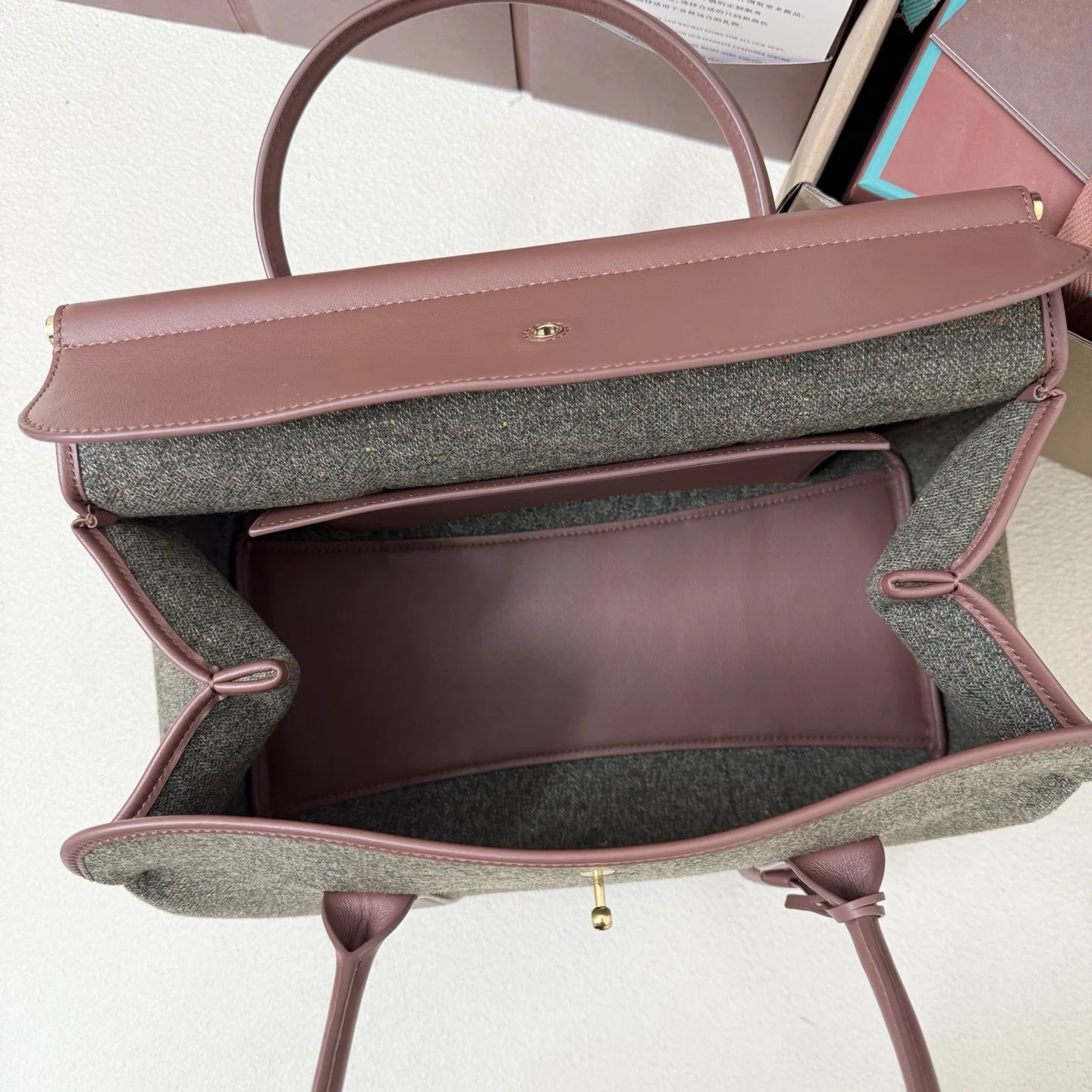 i1766566211081_975_0_8